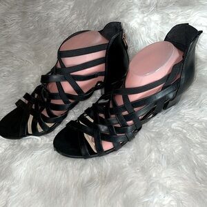 Women’s EUC LIZ CLAIBORNE HIGH HEELED SANDALS Black With Zipper at Heel Sz 11M